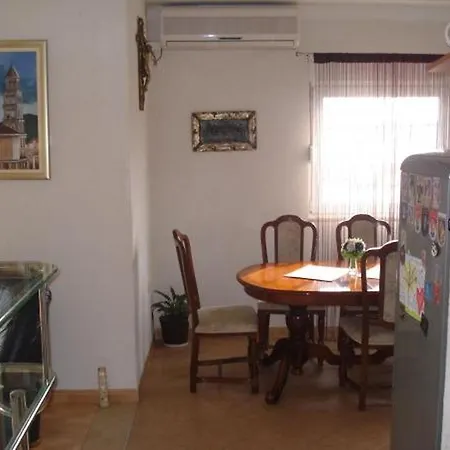In With Sea View, Balcony, Air Conditioning, Wifi 5113-3 * Dugi Rat